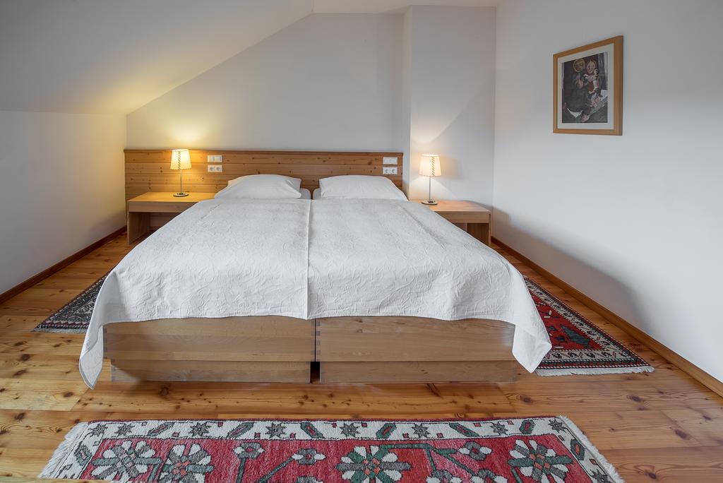 Hotel Alte Post à Feistritz an der Gail Extérieur photo