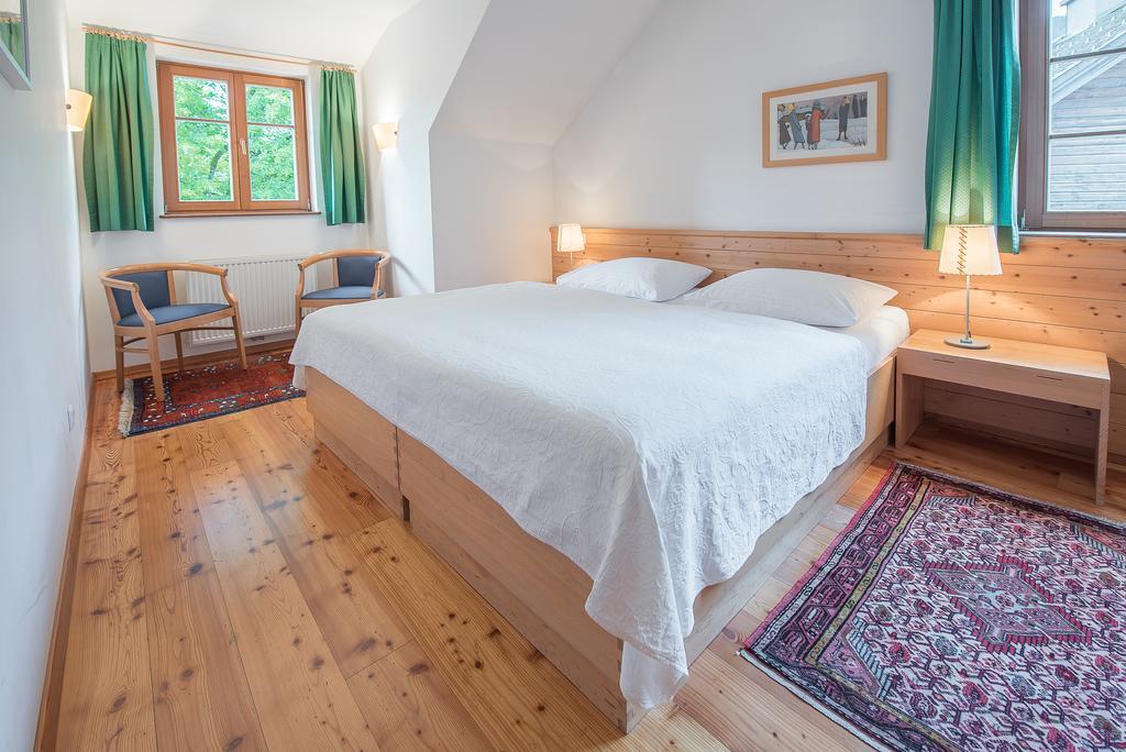 Hotel Alte Post à Feistritz an der Gail Extérieur photo